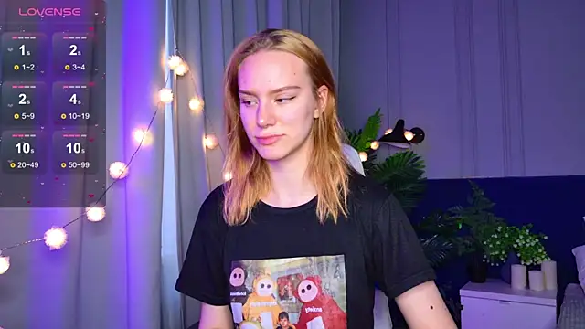 Ramona    online show from 10/10/25, 06:03