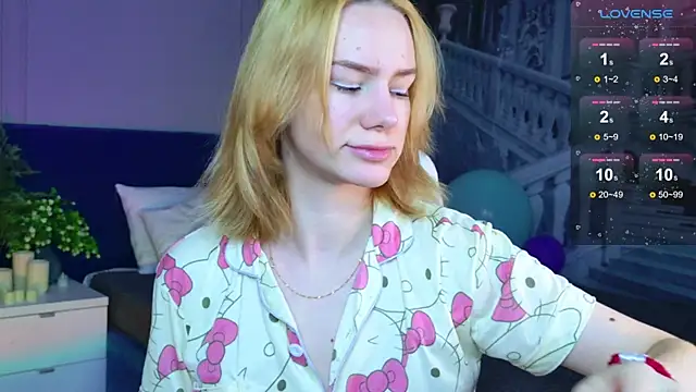 Ramona    online show from 11/30/25, 06:14