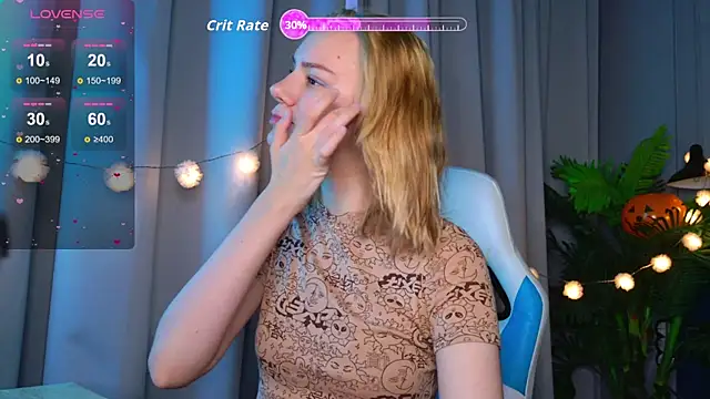 Ramona    online show from 10/26/25, 06:14