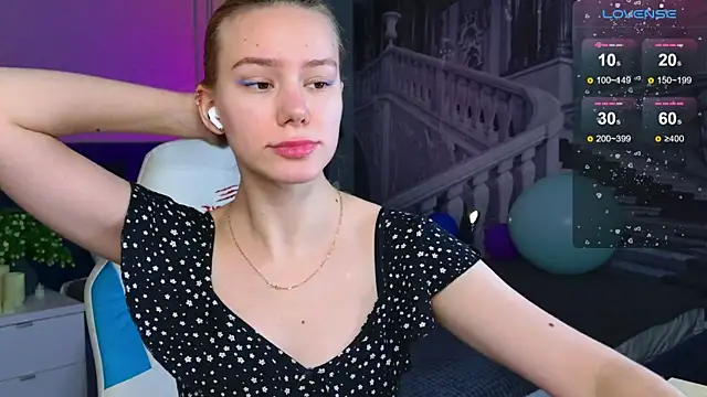 Ramona    online show from 12/03/25, 06:25