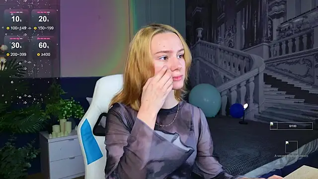 Ramona    online show from 12/04/25, 06:12