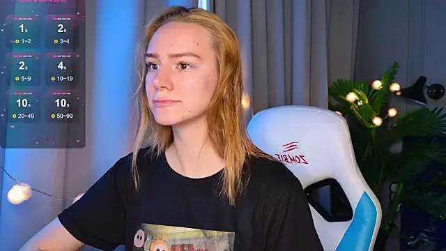 Ramona    online show from 10/03/25, 06:04