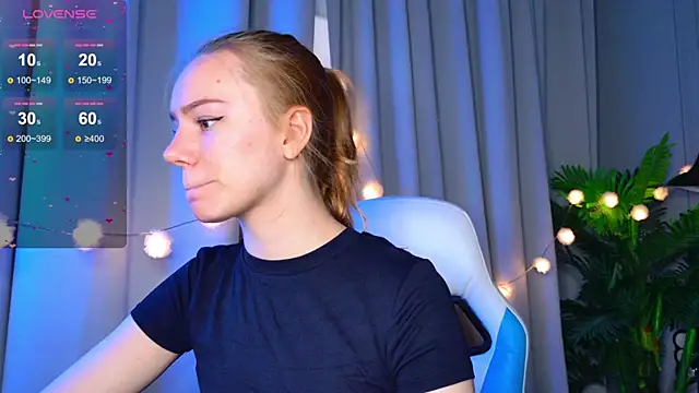 Ramona    online show from 10/11/25, 05:52