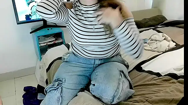 Carolain3 9 online show from 06/03/26, 05:17