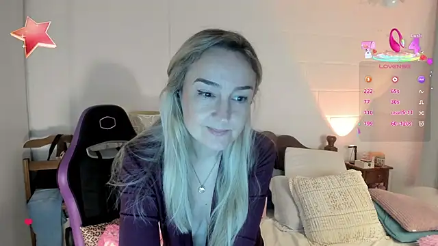 Snapshot of 1Sweetnina chatting on 05/22/26, 10:52 1Sweetnina online show from 05/22/26, 10:52