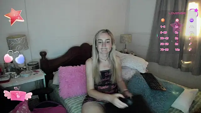 Snapshot of 1Sweetnina chatting on 03/05/25, 10:32 1Sweetnina online show from 03/05/25, 10:32