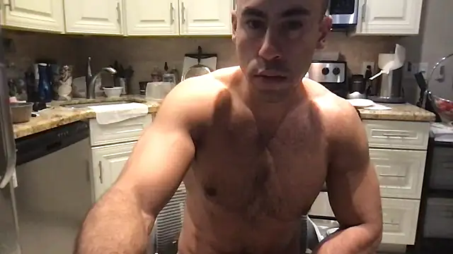 BigGuyMuscle online show from 11/27/25, 01:11