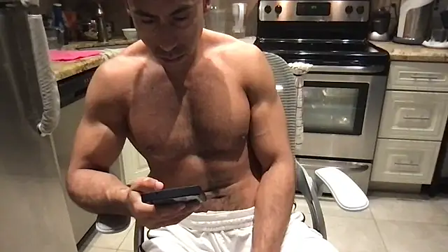 BigGuyMuscle online show from 02/18/26, 07:06