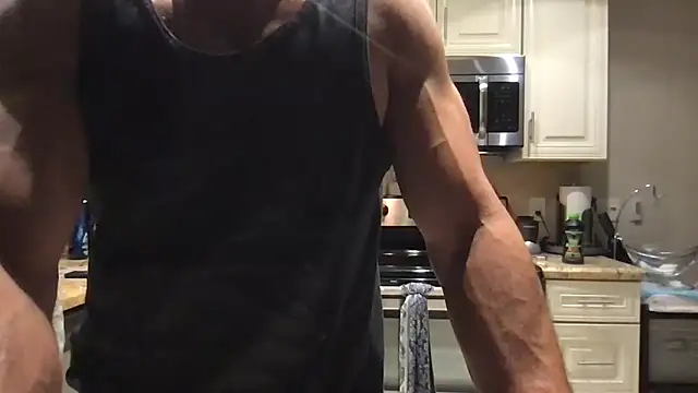 BigGuyMuscle online show from 04/09/26, 06:15