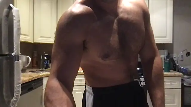 BigGuyMuscle online show from 05/30/26, 06:24