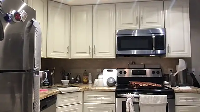 BigGuyMuscle online show from 02/17/26, 07:00