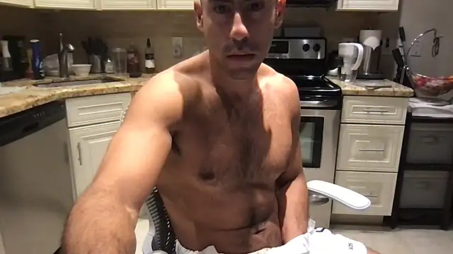 BigGuyMuscle online show from 11/26/25, 10:04