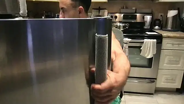 BigGuyMuscle online show from 02/16/26, 09:08