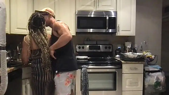 BigGuyMuscle online show from 04/16/26, 02:34