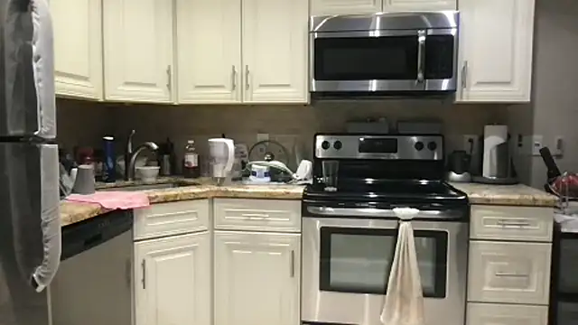 BigGuyMuscle online show from 12/18/25, 10:02