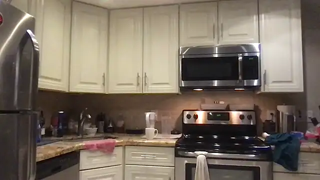 BigGuyMuscle online show from 12/17/25, 10:09