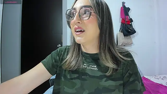 andrea hills online show from 04/16/26, 04:46