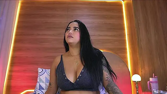 alexaa walker online show from 04/13/26, 11:47