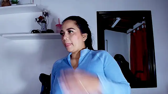 Snapshot of alexaa_walker chatting on 03/12/25, 11:54 alexaa walker online show from 03/12/25, 11:54