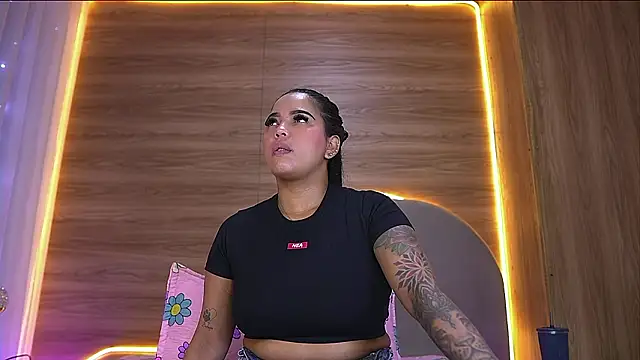 alexaa walker online show from 03/10/26, 11:58