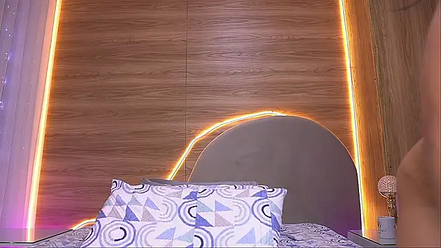 alexaa walker online show from 03/27/26, 11:55