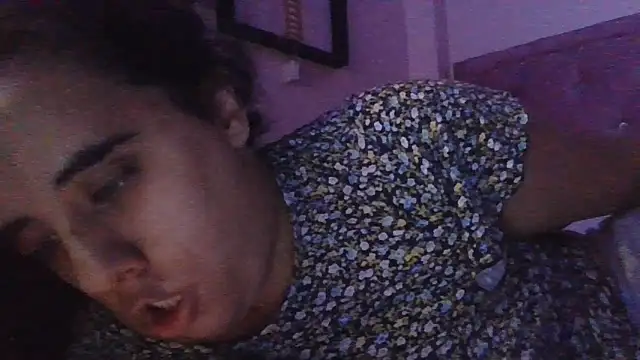 annarose19 online show from 04/18/26, 04:04