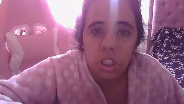 annarose19 online show from 10/29/25, 04:50