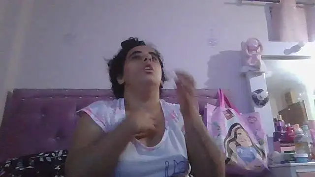 annarose19 online show from 04/28/26, 02:27