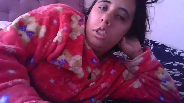 annarose19 online show from 10/24/25, 05:34