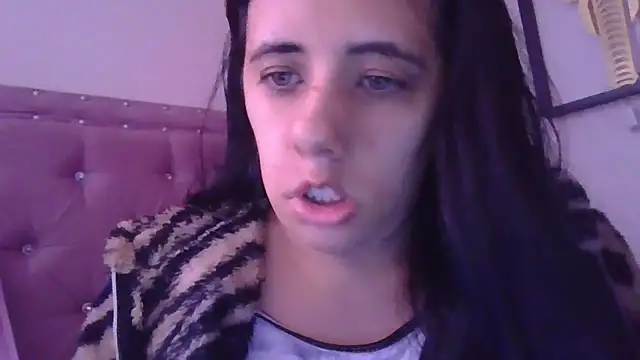 annarose19 online show from 01/15/26, 08:45