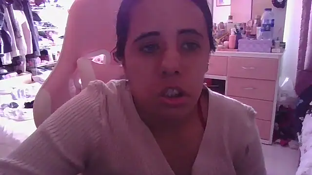 annarose19 online show from 10/10/25, 07:47