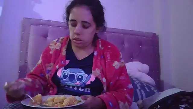 annarose19 online show from 03/18/25, 02:51