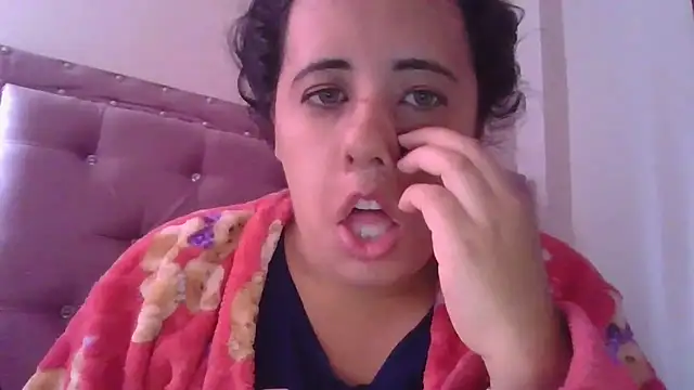 annarose19 online show from 11/15/25, 06:01