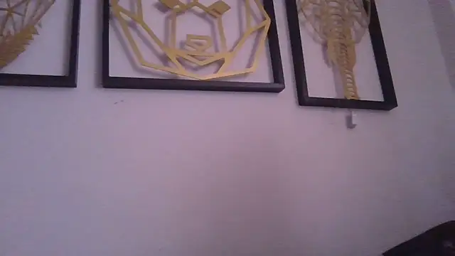 annarose19 online show from 04/16/26, 09:39