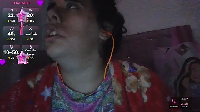 Snapshot of annarose19 chatting on 06/11/26, 03:03 annarose19 online show from 06/11/26, 03:03