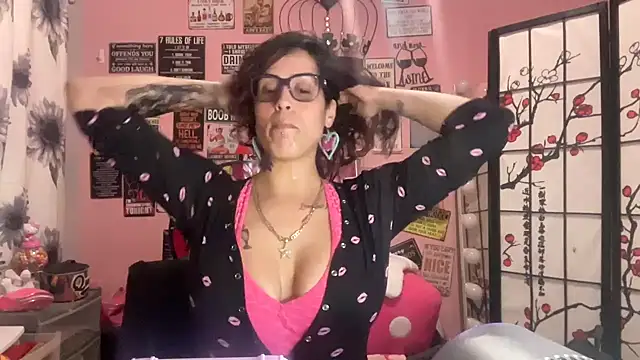 latinacubana online show from 02/14/25, 07:59