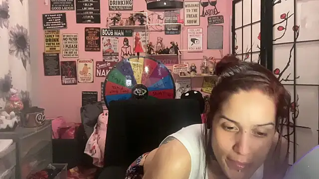 latinacubana online show from 02/22/25, 03:56