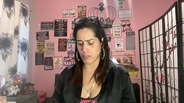 latinacubana online show from 02/17/25, 11:22