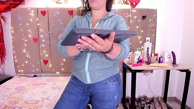 Zaly mature online show from 11/16/25, 12:37