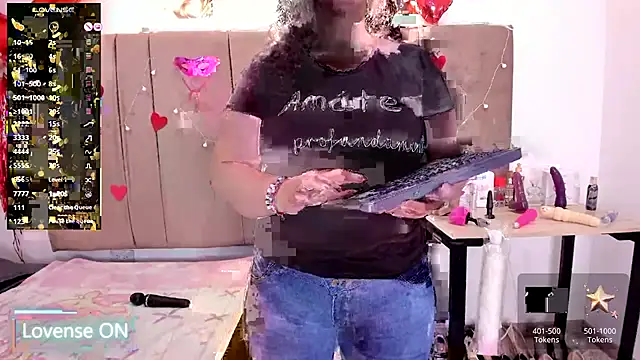 Snapshot of Zaly_mature chatting on 10/07/25, 12:33 Zaly mature online show from 10/07/25, 12:33