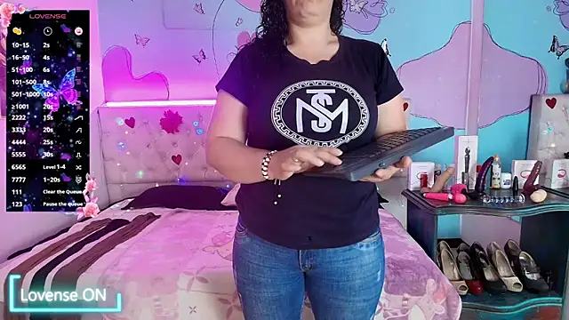 Snapshot of Zaly_mature chatting on 06/16/26, 09:59 Zaly mature online show from 06/16/26, 09:59