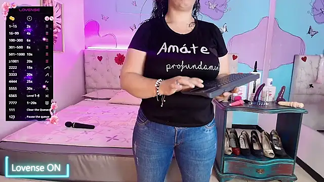 Zaly mature online show from 04/07/26, 11:06