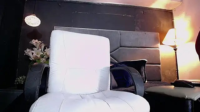 liam howard online show from 10/28/25, 07:24