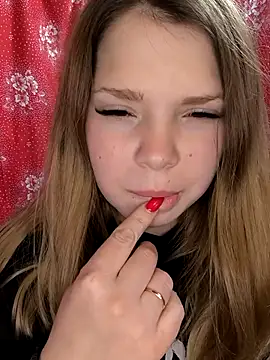 Snapshot of Zuli_Kiska chatting on 02/11/26, 09:14 Zuli Kiska online show from 02/11/26, 09:14