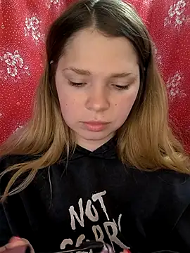 Zuli Kiska online show from 04/10/26, 10:55