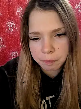 Snapshot of Zuli_Kiska chatting on 02/10/26, 12:48 Zuli Kiska online show from 02/10/26, 12:48