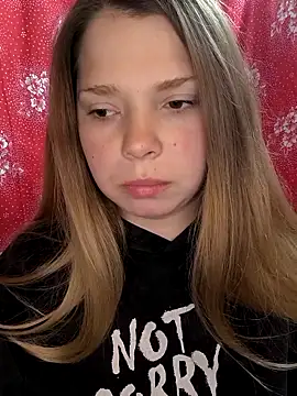 Zuli Kiska online show from 03/31/26, 06:21