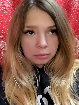 Zuli Kiska online show from 11/28/25, 12:16