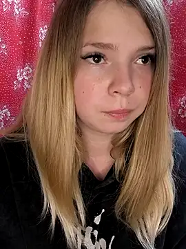 Zuli Kiska online show from 10/30/25, 08:39