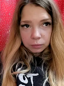 Zuli Kiska online show from 12/01/25, 08:04